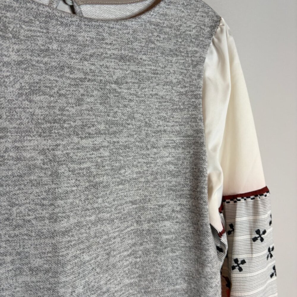 🔆 Amazon grey patterned sleeve top - Picture 2 of 4